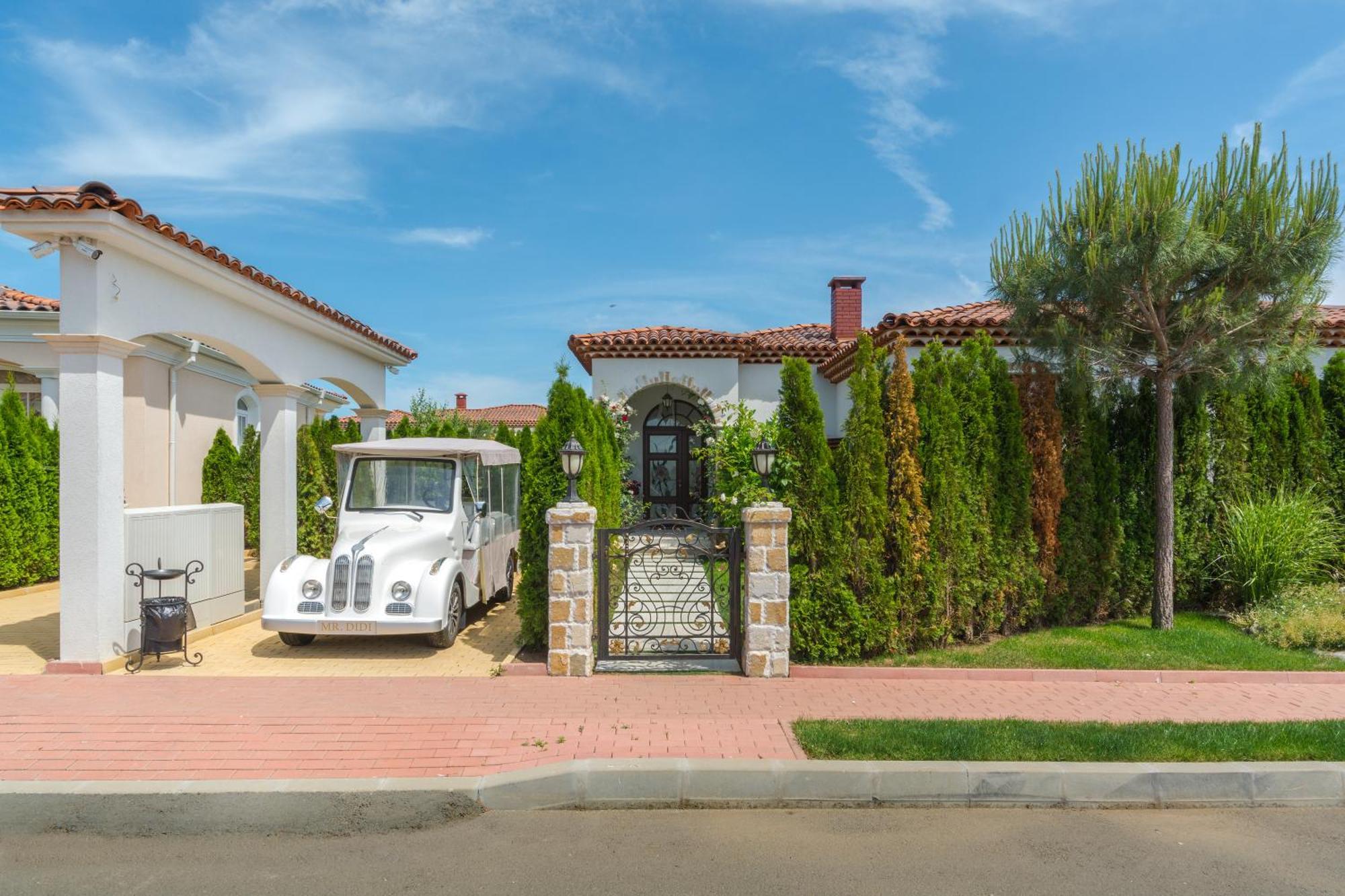 Eden Park Luxury Villas Sunny Beach Exterior foto